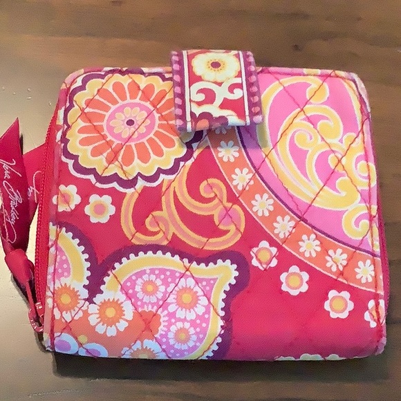 Vera Bradley Handbags - Vera Bradley Raspberry Fizz Wallet.